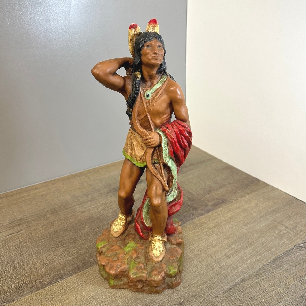 Vintage 1976 Universal Statuary Native American Indian Warrior Figurine (14.5")